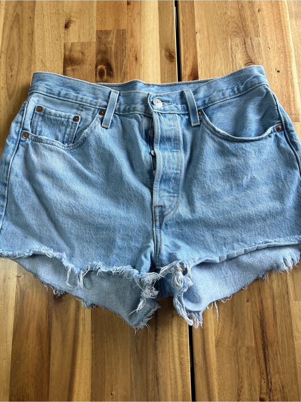 Levi’s 501 Button Fly Cutoff Denim Shorts Women’s W29 High Rise Light Wash